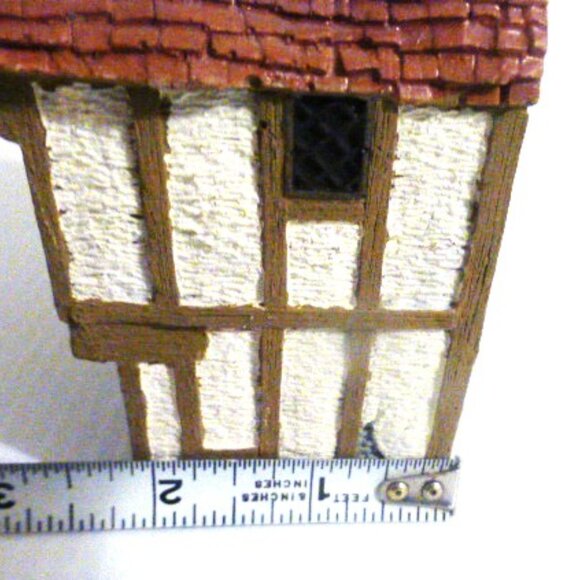 8 House MODEL BUILDINGS 1.75 - 4.5" High Railroad Model Train Set Model Kit - Picture 4 of 16